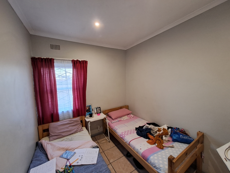 3 Bedroom Property for Sale in Forest Heights Western Cape